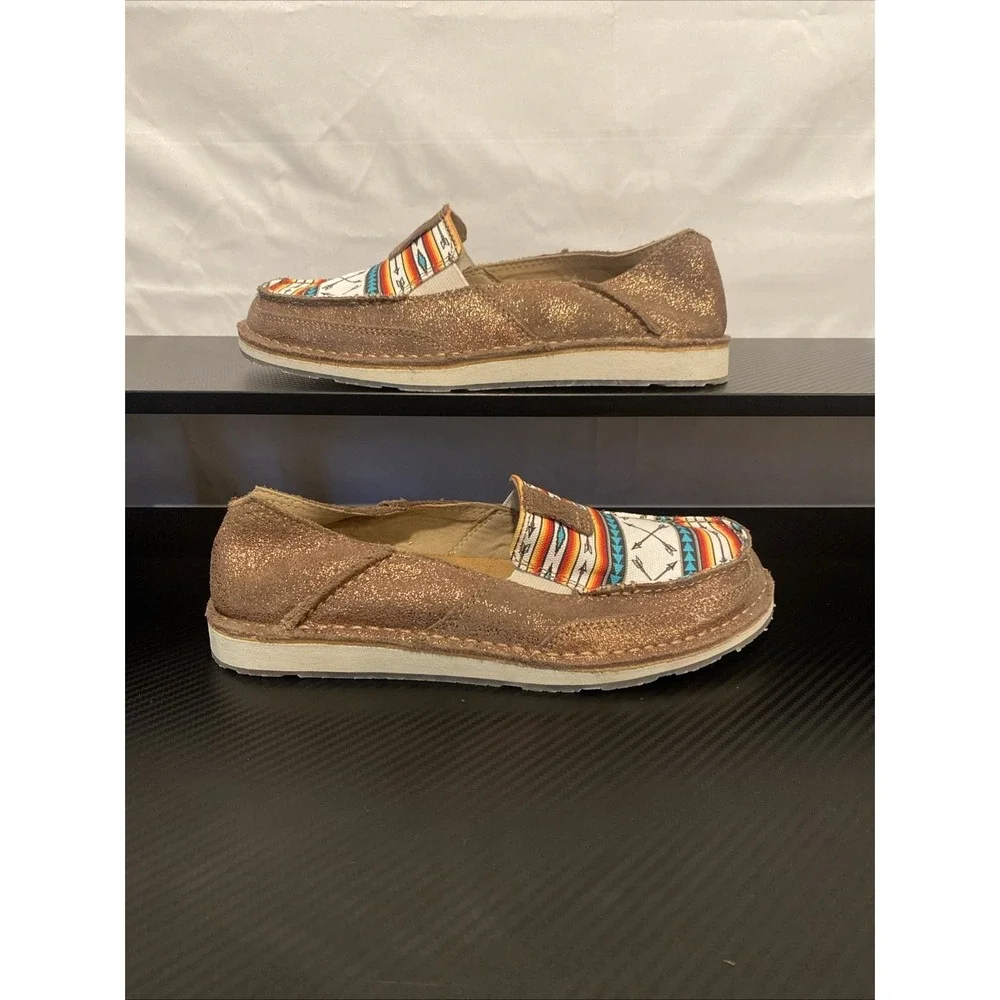 Ariat Cruiser Women 9 Rose Gold‎ Aztec Arrow Print Boat Shoe Western Glam
